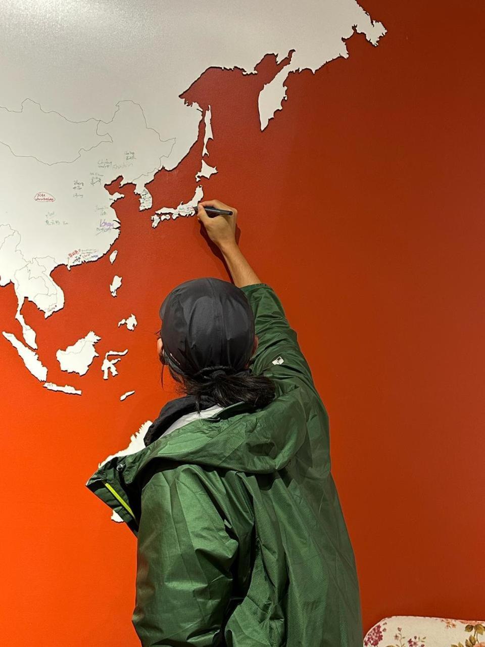 Nomads Tunisia بيت شباب *